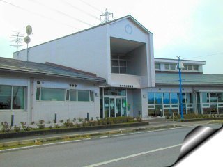 Kamogawa City Library Photo