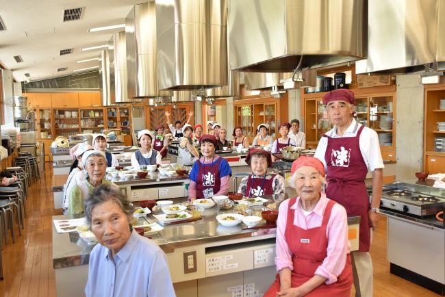 鴨川味の方舟　料理教室の様子