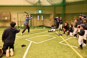 佐藤選手のバッティングお手本