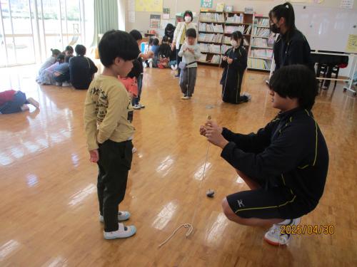コマを教える
