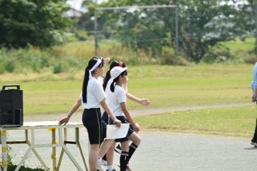 役員が中心となって行進練習