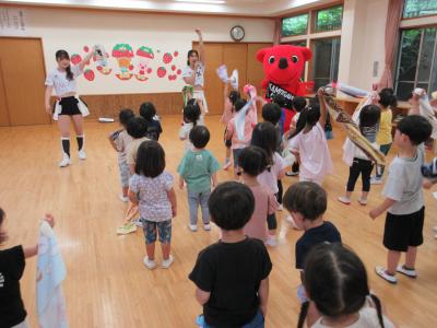 チーバくん来園「レッツダンス☆」