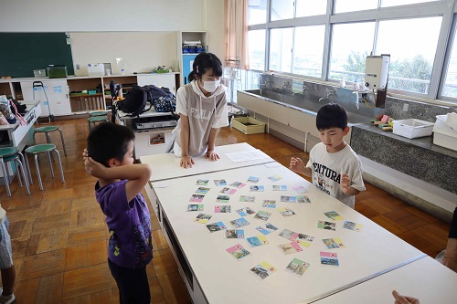 カルタ大会の様子1
