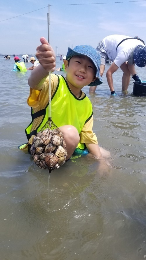 潮干狩りの様子2