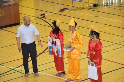 インドネシア中学生からのプレゼント