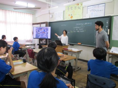 中学部7年　英語の授業