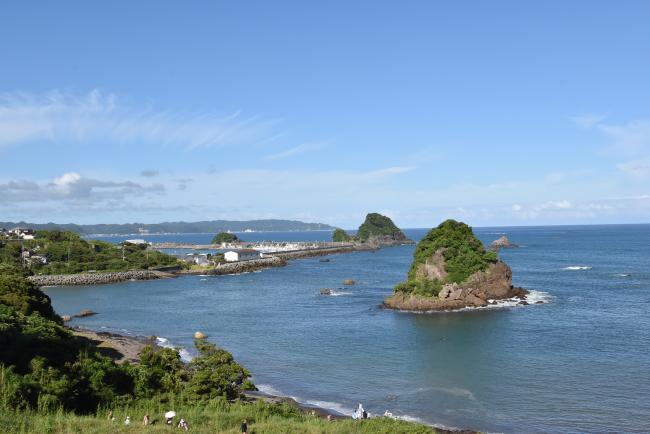 鴨川松島の全景の写真