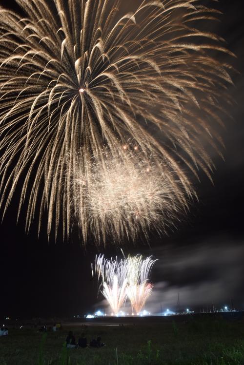 鴨川市民花火大会の打ち上げ花火の写真3