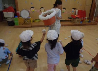 「追いかけ玉入れたのしいね！」