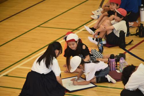 低学年が回答する