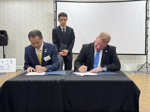 30周年記念調印式