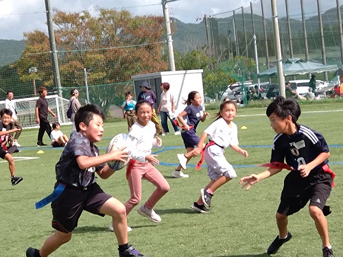 タグラグビーの様子（３年生～６年生）1
