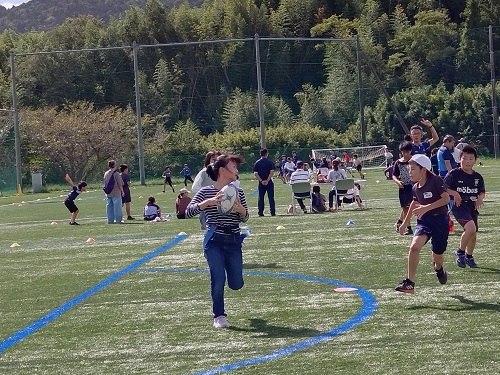 タグラグビーの様子（３年生～６年生）8