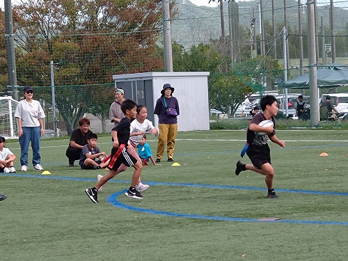 タグラグビーの様子（３年生～６年生）9
