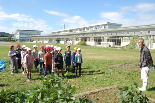 説明を受ける様子