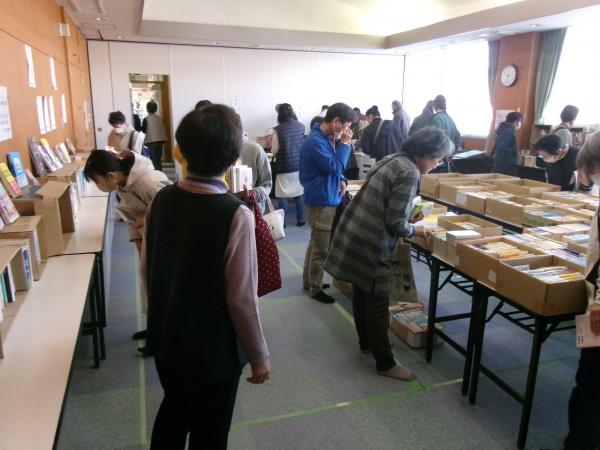 リサイクル市会場の様子3