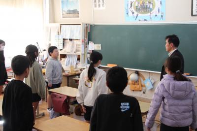 おれいのあいさつをするじどう