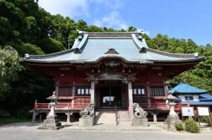 大山寺正面（東面）外観