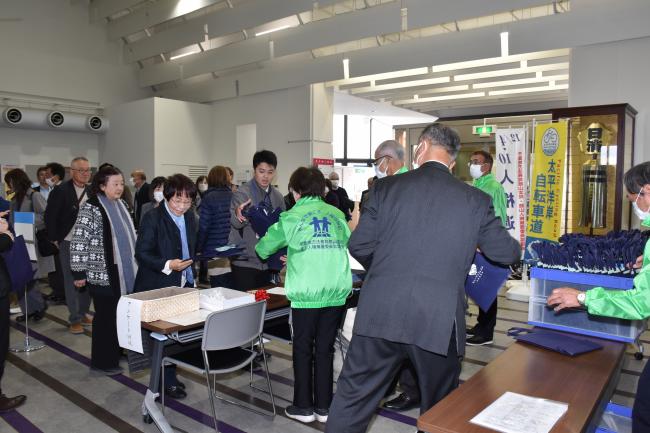 来場者の受付の様子