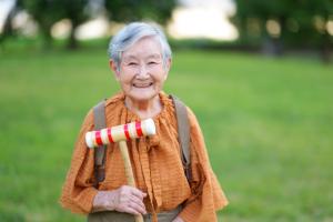 元気なおばあちゃんの写真