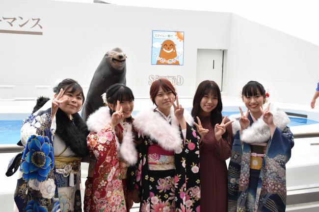 アシカとの記念撮影12