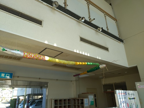 公民館入口展示2