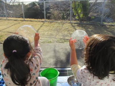 「氷きれいだね！」