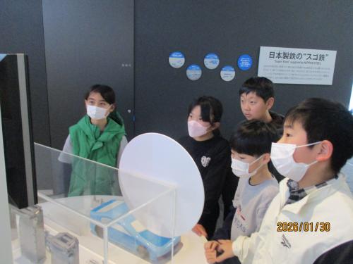 製鉄所内の見学