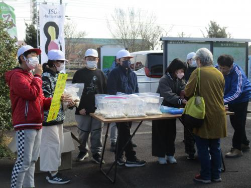 販売もいよいよ終盤戦