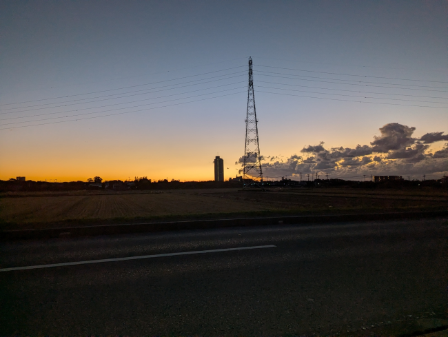 師走のある日、空が目を覚ますころ