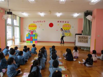 先生の出し物を見たよ（おわかれ会）