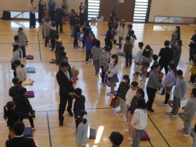 みおくられながらたいじょう