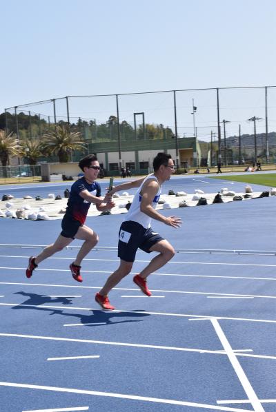 息の合ったバトンパス