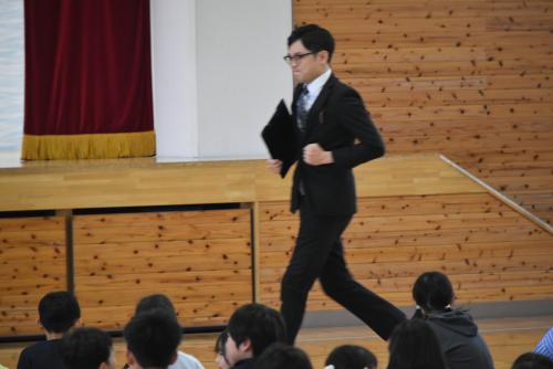 担任発表３年生