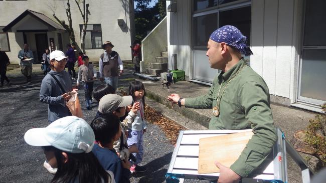 野鳥の巣箱観察会４