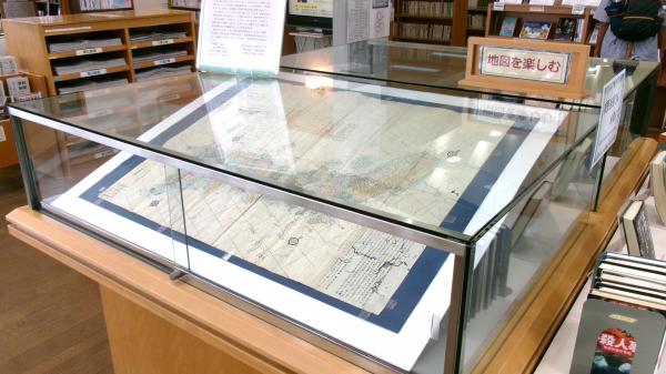 地図の展示
