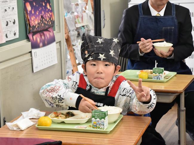 33分の市民時計の写真