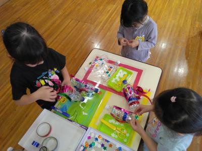 応援がんばるぞ！（応援グッズ作り）