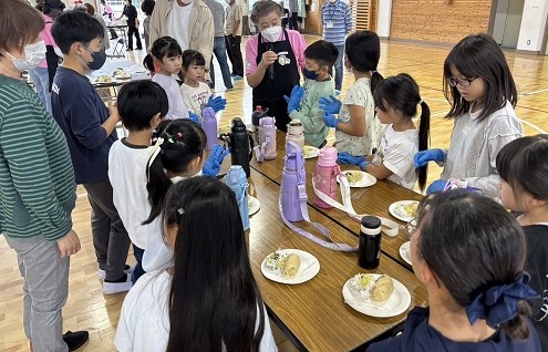 試食の様子