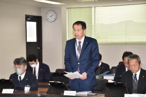 施政方針を話す市長の写真